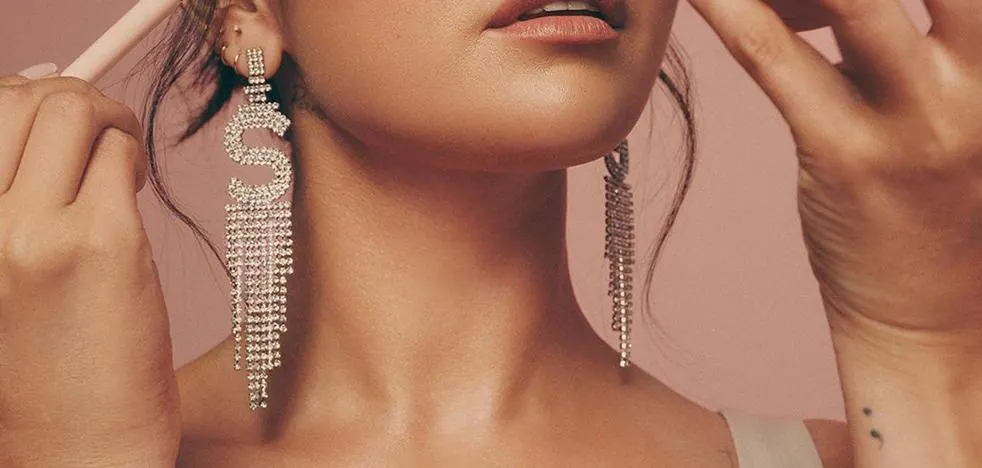 SIGNIFICATION DES TATOUAGES : Que signifie le tatouage point-virgule, symbole de la lutte contre la dépression et le suicide