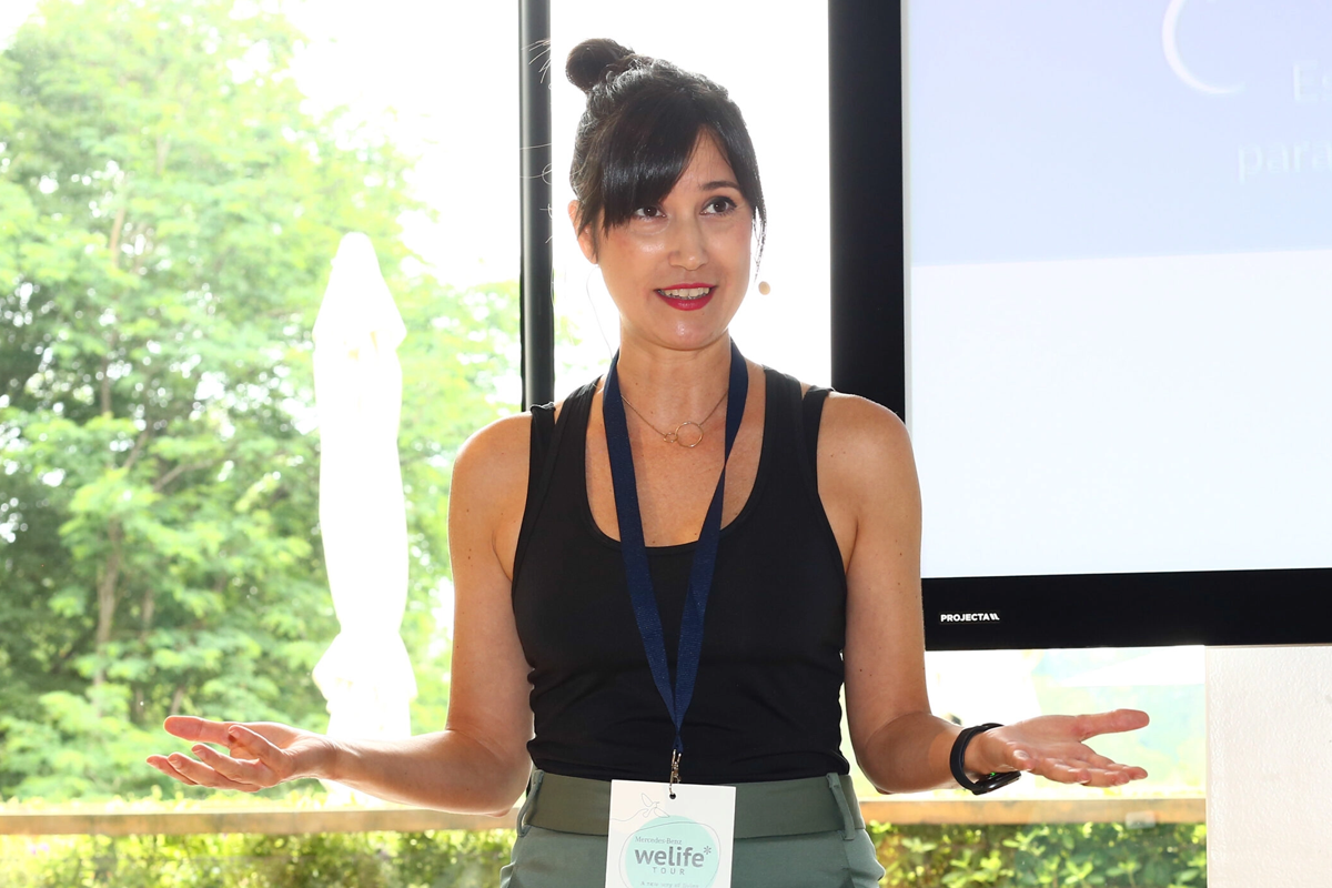 “La méditation nous aide à retrouver un équilibre émotionnel et mental”, explique Belén Colomina, experte du DKV WeLife Tour Barcelona.