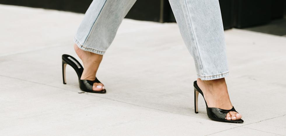 Des chaussures qui vont mieux avec un pantalon droit