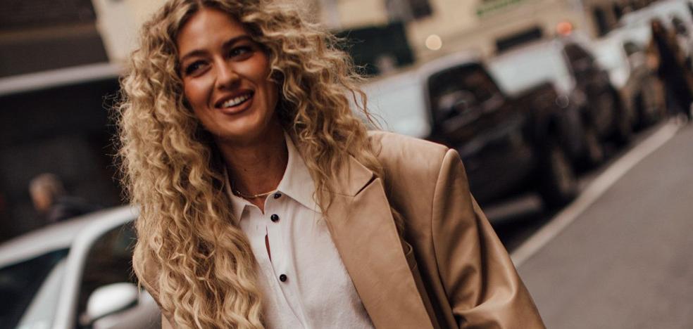 Bubble Perm: la tendance des cheveux bouclés des années 80 que Carrie Bradshaw a apporté