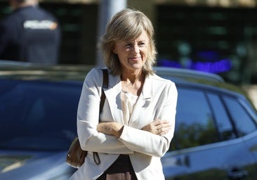 Marta Carazo a le look de divertissement le plus élégant: combinaison de couleurs de tendance et de pantalons hors route