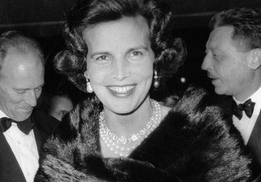 L'incroyable bijoutier de la princesse de Réthy, Madrastra del Rey Balduino: Tiaras, Esmeraldas et le scandale qui l'accompagnait