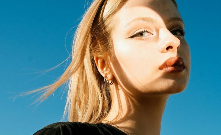 Trétinoïne, de l'élimination de l'acné au miracle anti-âge