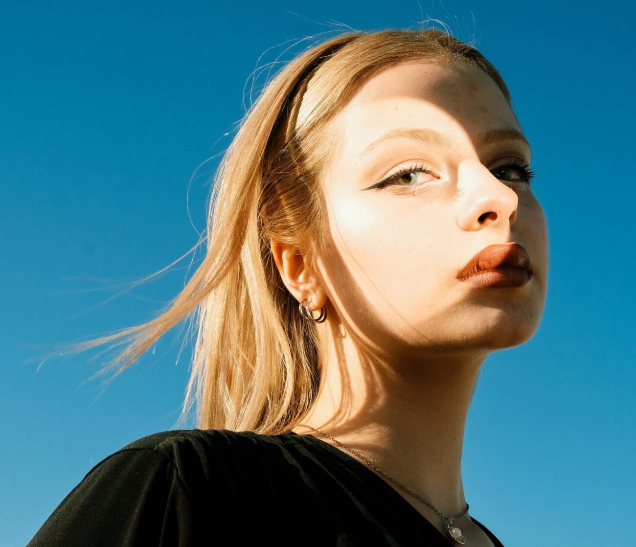 Trétinoïne, de l’élimination de l’acné au miracle anti-âge