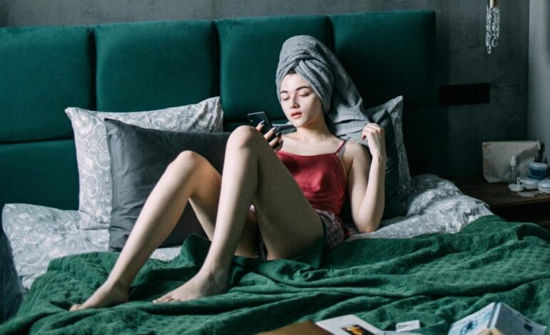 Les achats compulsifs en ligne montent en flèche la nuit