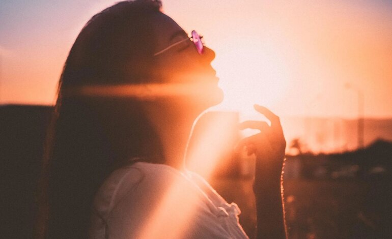 Deux éclipses approchent dans moins d'un mois : c'est le rituel beauté qui les accompagne