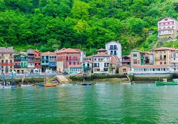 Le pittoresque village de pêcheurs de Guipúzcoa avec une seule rue dont le romancier français Victor Hugo est tombé amoureux