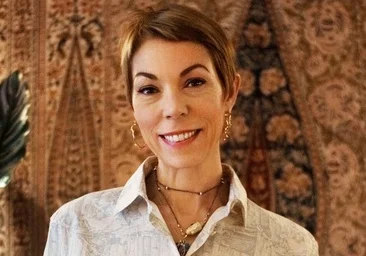Qui était Mathilde Favier, la chargée des relations publiques des clients les plus VIP de Dior, décédée à 57 ans