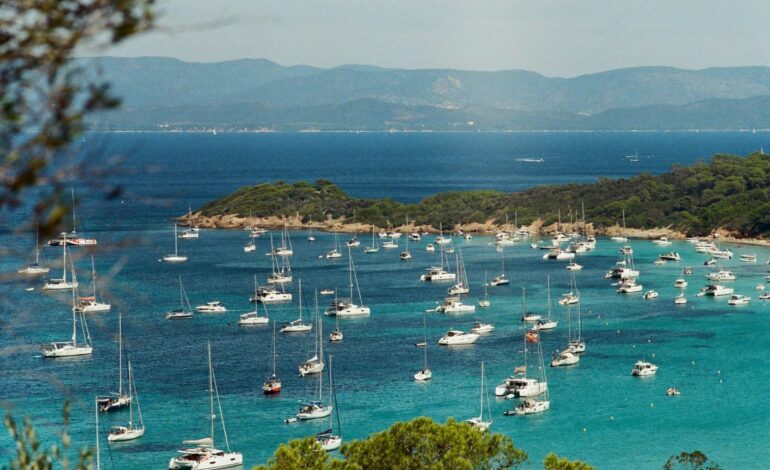 L’autre Côte d’Azur : itinéraire à travers des villes loin du tourisme de masse