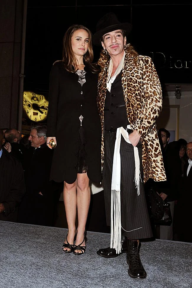 Natalie Portman et John Galliano.