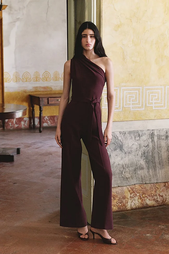 Combinaison asymétrique Mango (49,99 euros)