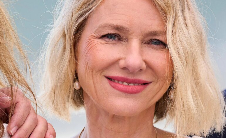 Naomi Watts, à propos de sa carrière : “Ils m’ont dit de me ressaisir car tout se termine pour les femmes à 40 ans”