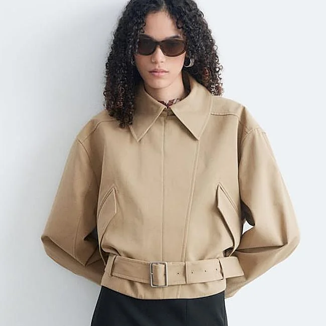 Veste courte &OtherStories, 129 euros.