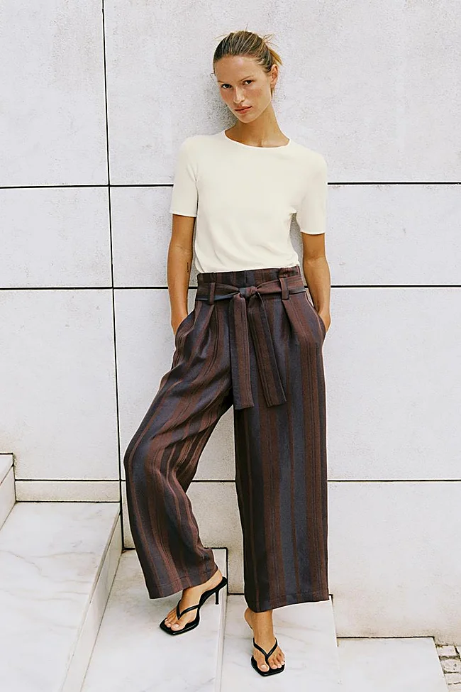 Pantalon imprimé rayé Zara (29,99 euros)