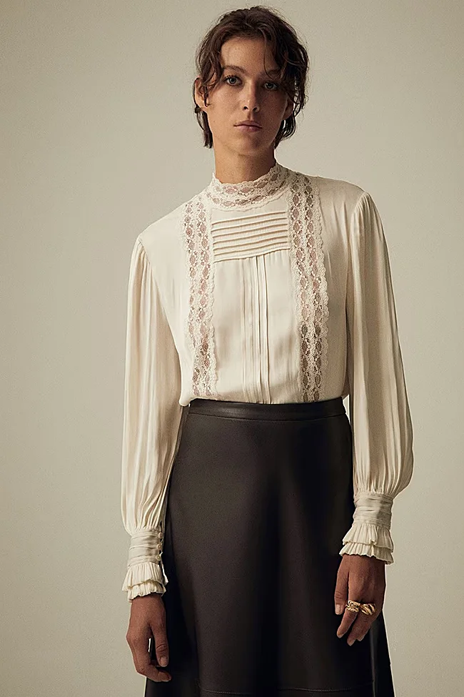 Chemise blanche Sfera (25,99 euros)