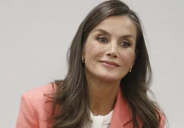 Doña Letizia prend un bain collectif à Talavera de la Reina : engagement pour l'éducation publique en criant 