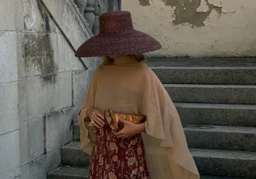 Chaque invité a une cape : comment les utiliser et les plus belles en automne