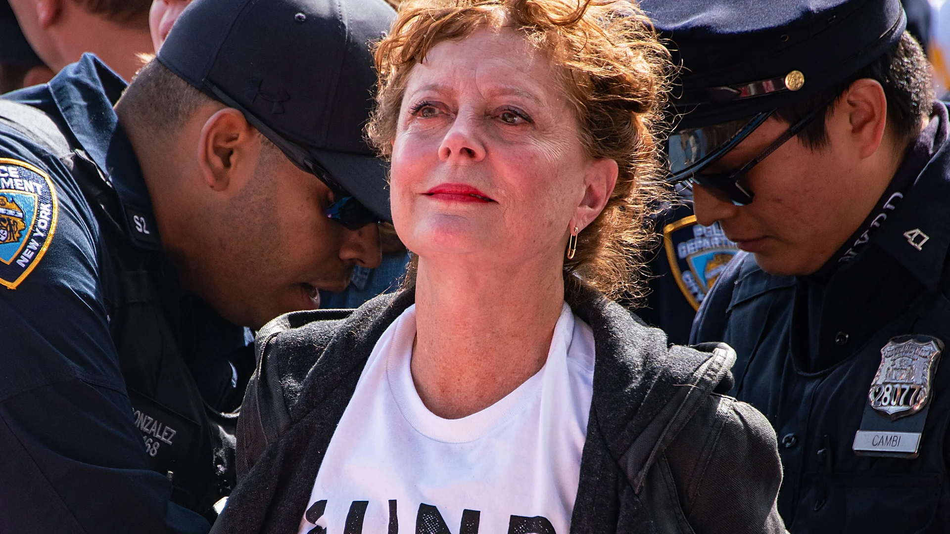 Susan Sarandon fête ses 80 ans : “Si vous voulez vieillir avec grâce, l’essentiel est de ne pas fumer, de rire beaucoup, de faire de l’exercice, de bien manger et d’éviter le soleil”